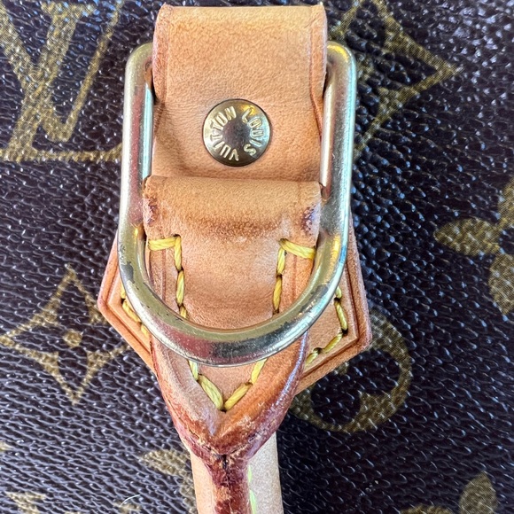 Louis Vuitton Alma PM **Authentic** - Picture 12 of 16